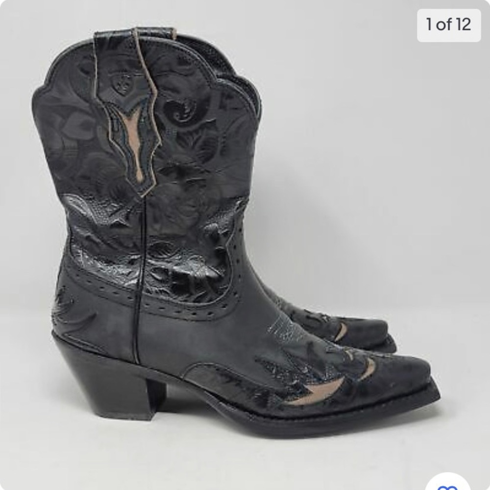 Women’s Ariat Dahlia Embossed Wingtip Cowgirl Boot